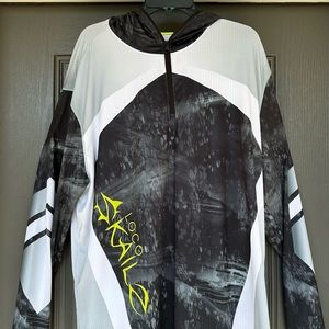 Loco Kailz Elite Fishing Gear. Size XXL. Slightly Worn.